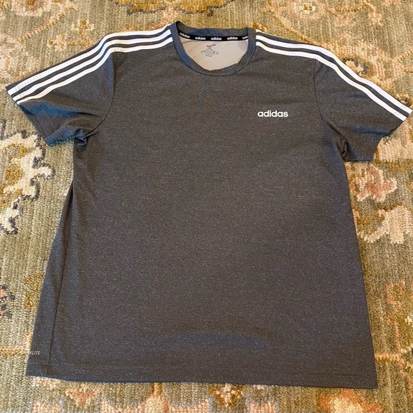 Adidas Men's Athletic T-Shirt Short Sleeve Climalite Workout Color Gray Size XL - Picture 1 of 5